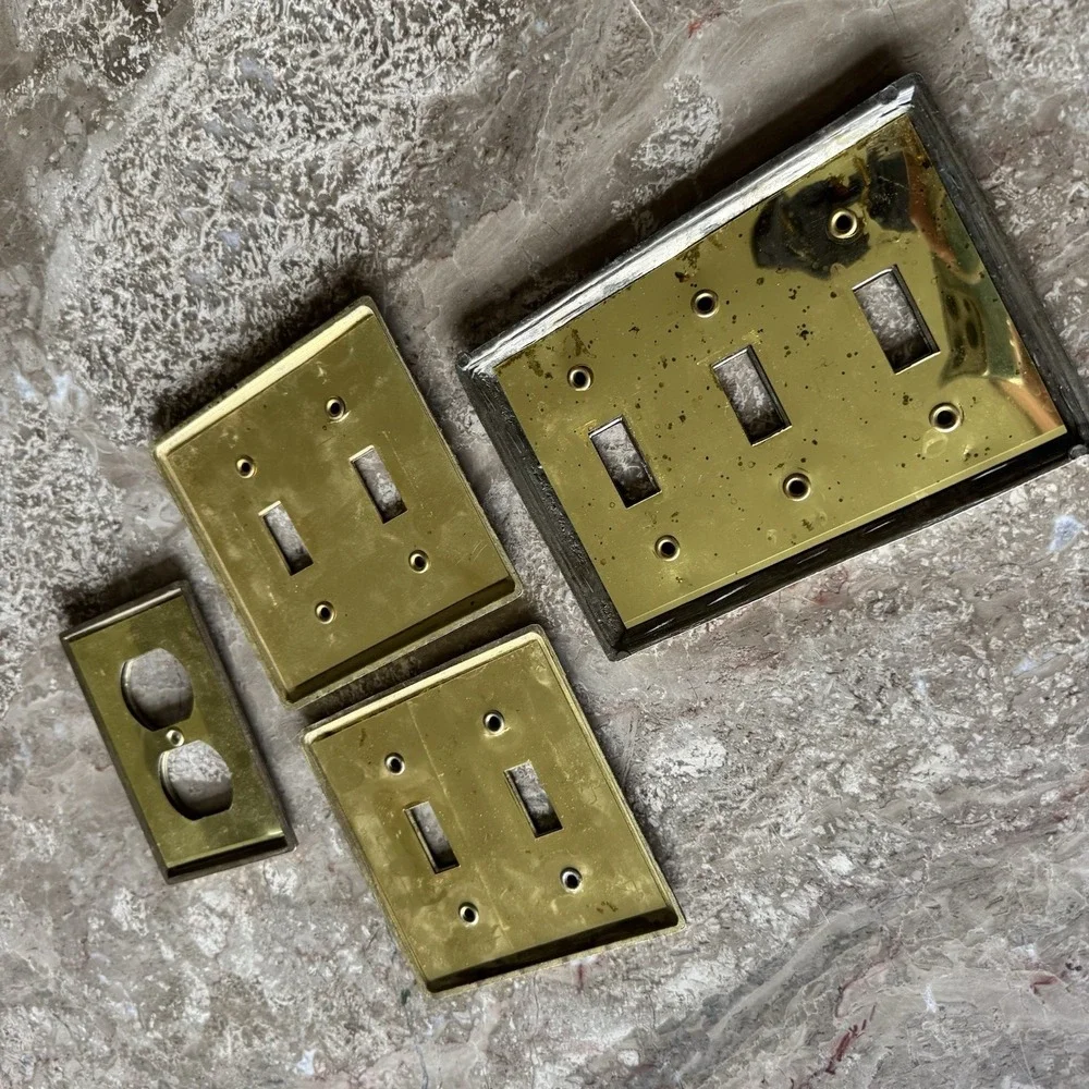 Ornate Filigree Switch Plate/Outlet Cover Lot Of  4 Hollywood Regency Gold Brass